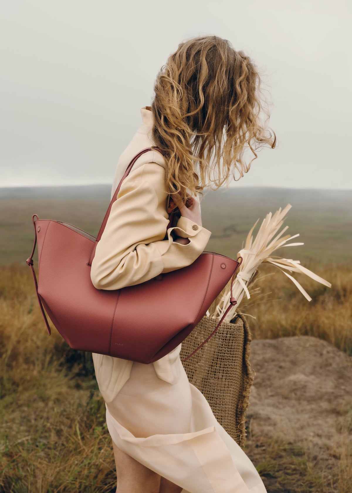 Cyme - Textured Terracotta